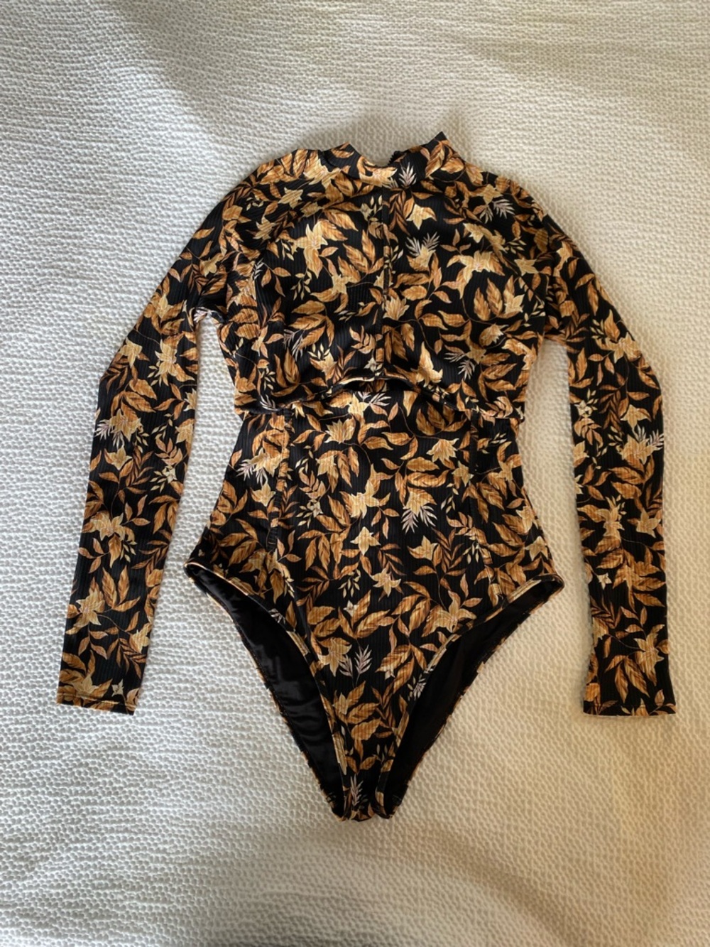 Rip Curl Long Sleeve Black Swimsuit with Gold Leaf Print Sun Protection large